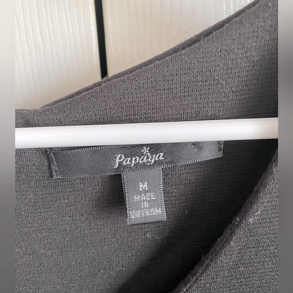 Solid black short dress - Picture 3 of 3